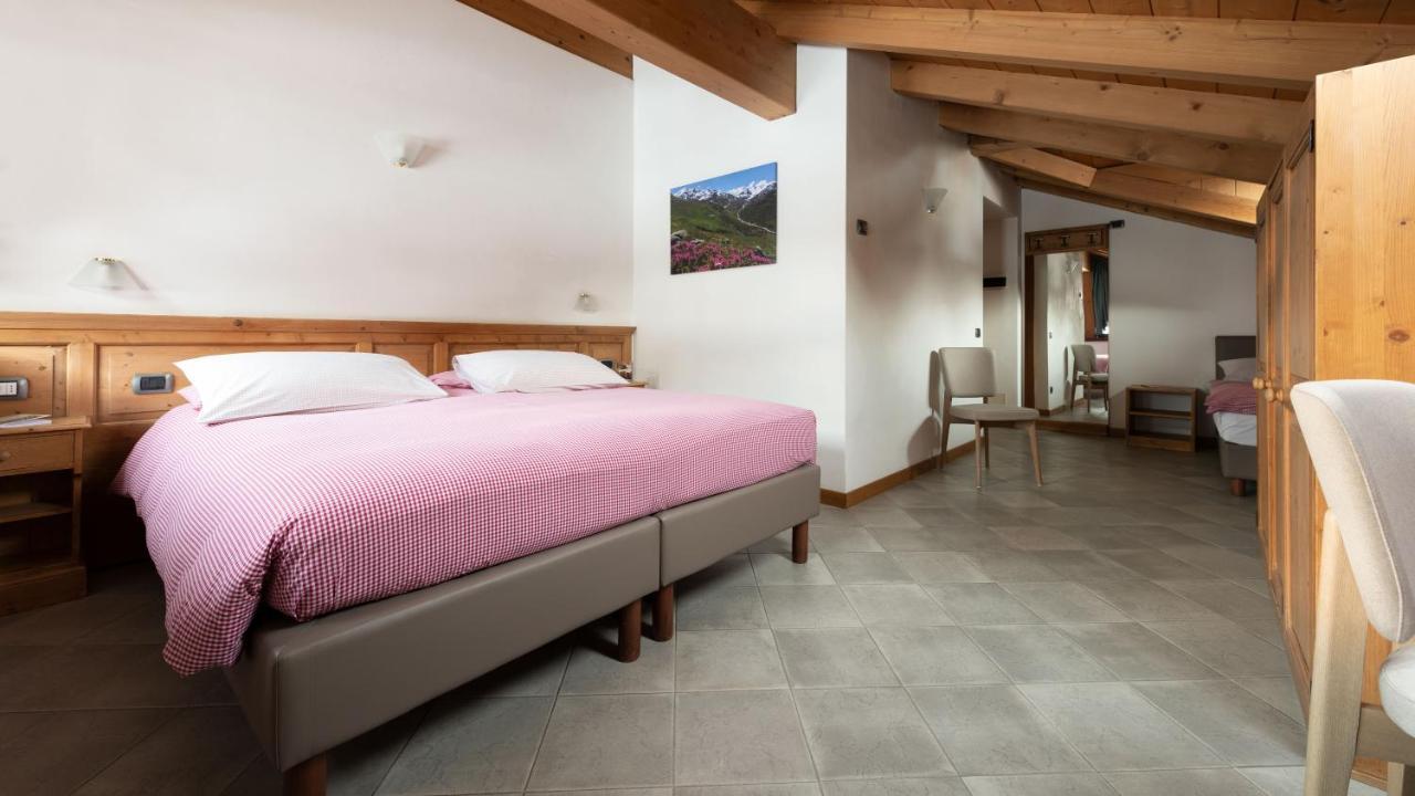 Hotel Compagnoni Santa Caterina Valfurva Exterior foto